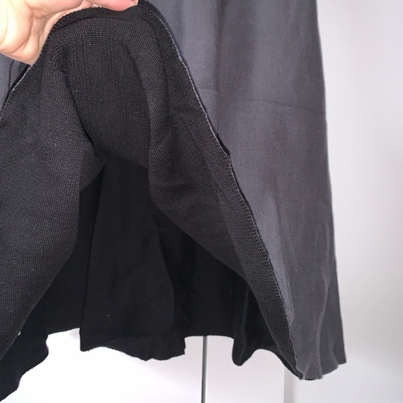 Gray flair/ skater skirt - Picture 2 of 4